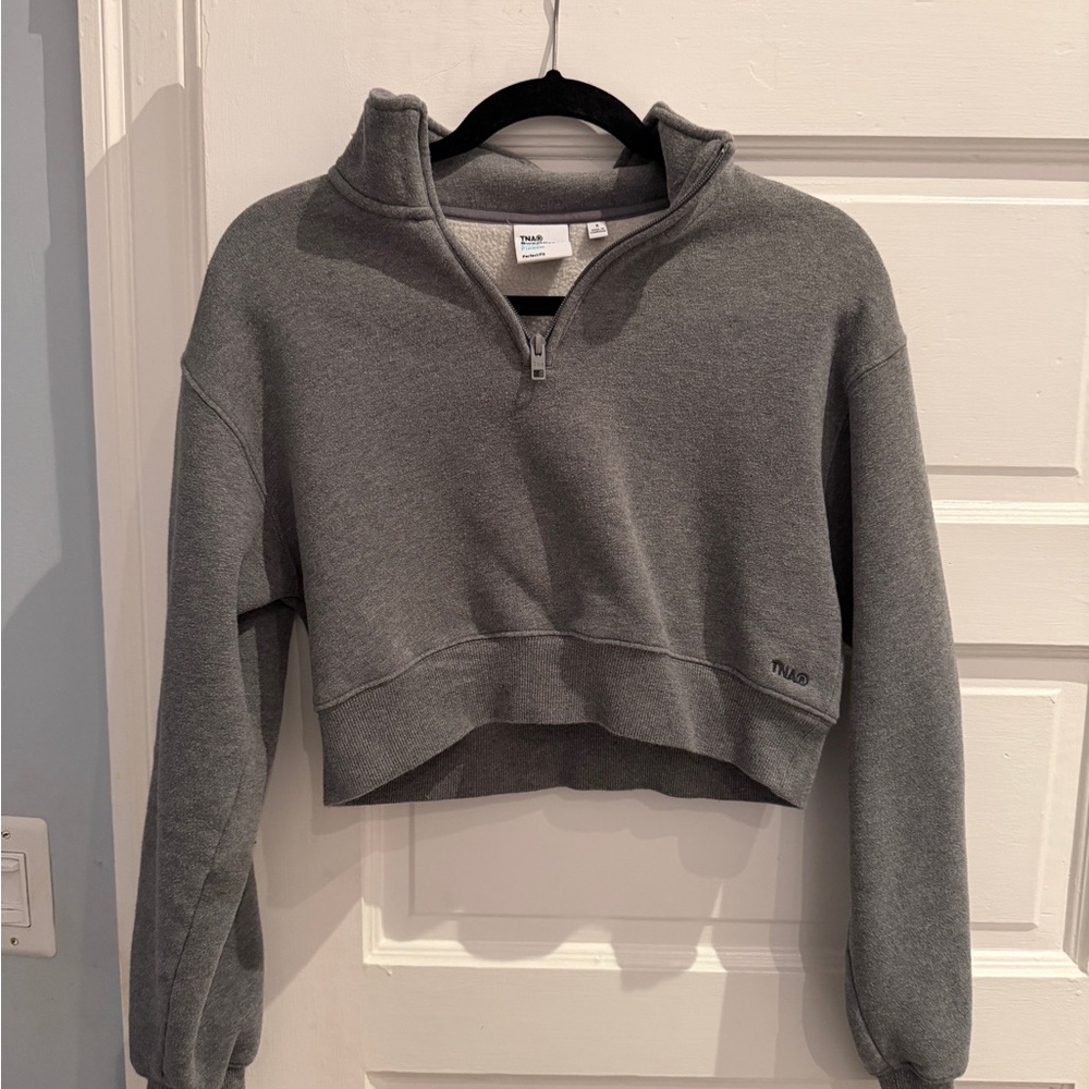 Fila Women's Gray Cropped Pullover